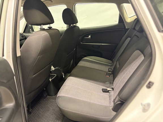 Kia Venga 6 of 10