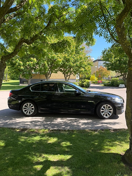 BMW 520d 2 of 5