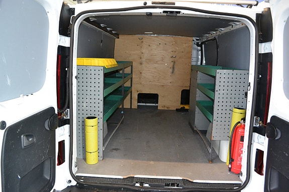 Opel Vivaro 7 of 8