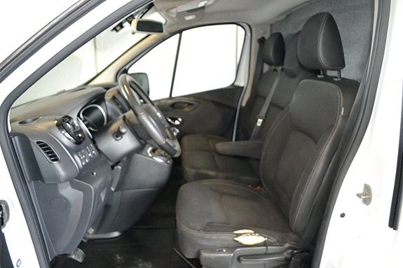 Opel Vivaro 4 of 8