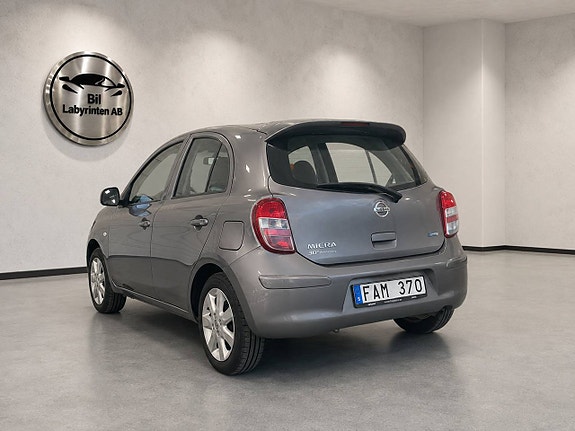 Nissan Micra 4 of 5