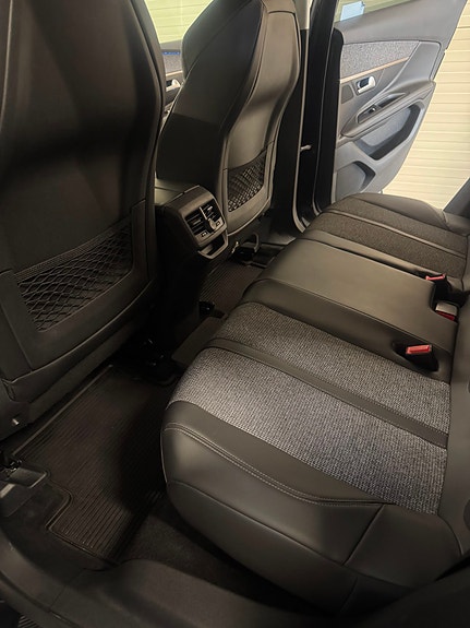 Peugeot 3008 12 of 15