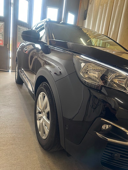 Peugeot 3008 3 of 5