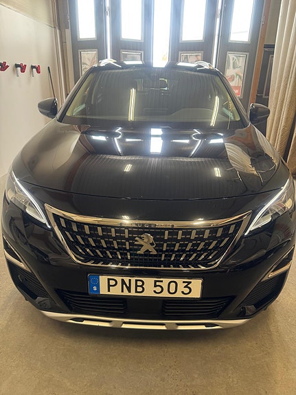 Peugeot 3008 4 of 5