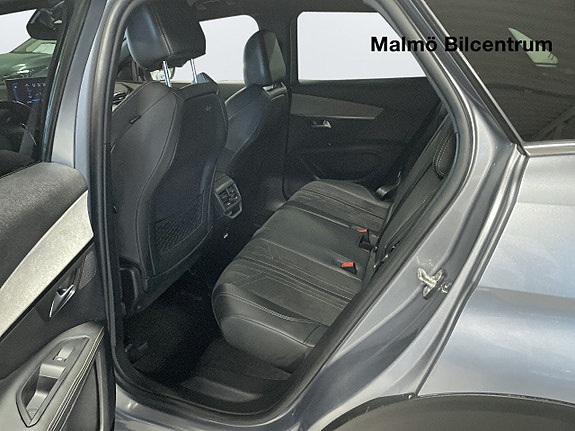 Peugeot 3008 16 of 19