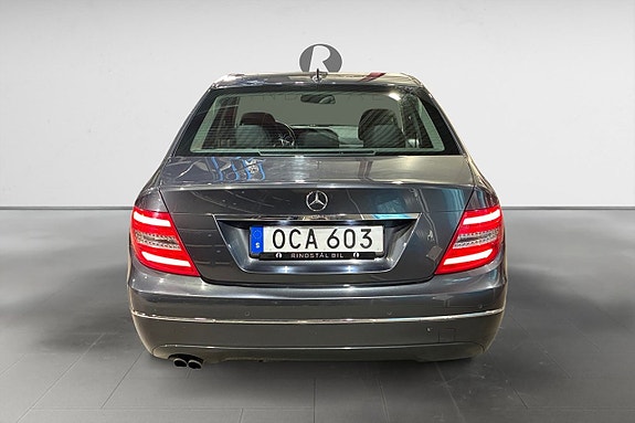 Mercedes-Benz C180 6 of 17