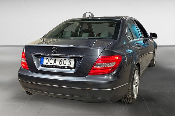 Mercedes-Benz C180 7 of 17