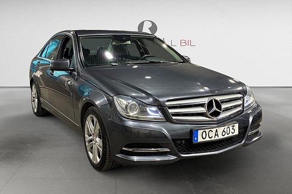 Mercedes-Benz C180 9 of 17