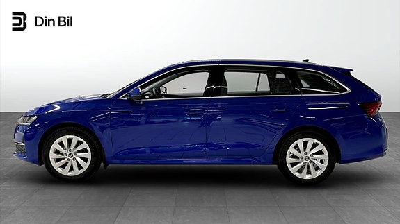 Skoda Octavia 2 of 5