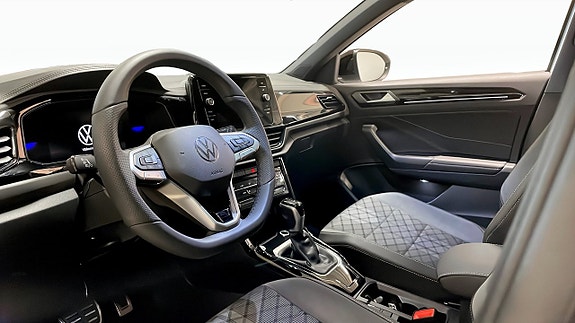 Volkswagen T-Roc 7 of 19