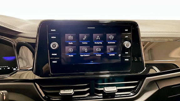 Volkswagen T-Roc 9 of 19