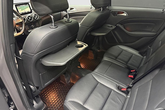 Mercedes-Benz B200 d 16 of 20