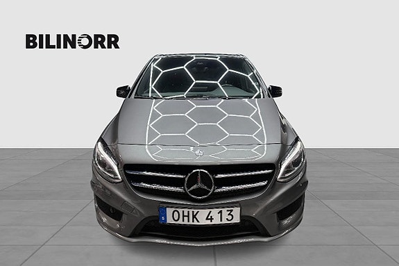 Mercedes-Benz B200 d 8 of 20