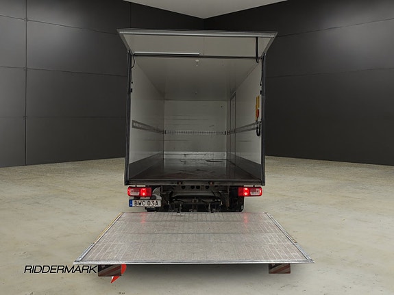 Volkswagen Crafter 12 of 28