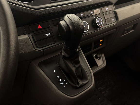 Volkswagen Crafter 24 of 28
