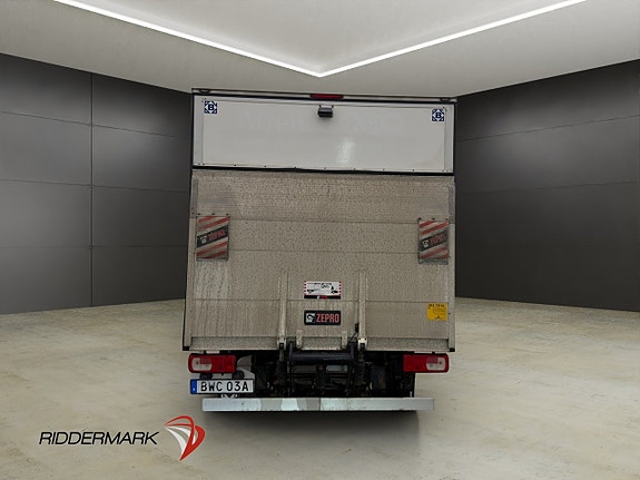Volkswagen Crafter 11 of 28