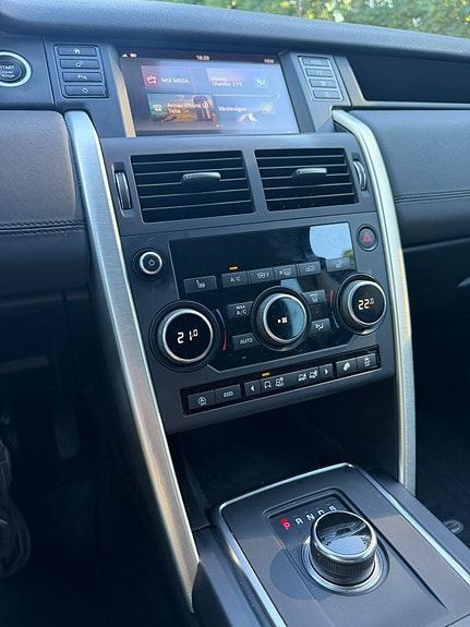 Land Rover Discovery Sport 8 of 11