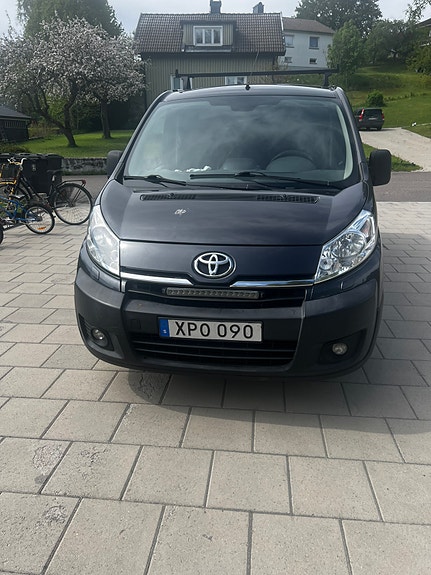 Toyota Proace 2 of 5