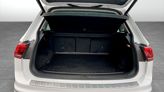 Volkswagen Tiguan 13 of 25