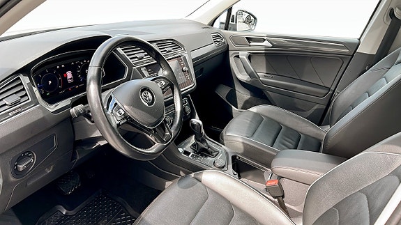 Volkswagen Tiguan 7 of 25