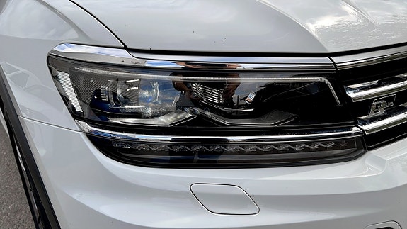 Volkswagen Tiguan 17 of 25