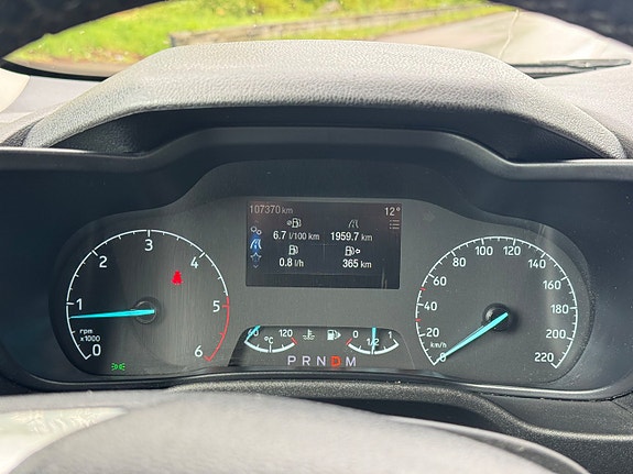Ford Transit Connect 9 of 18