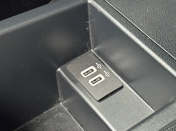 Ford Transit Connect 7 of 18