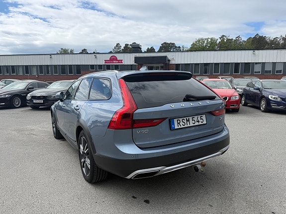 Volvo V90 Cross Country 5 of 5