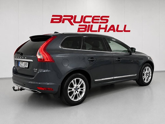 Volvo XC60 2 of 16