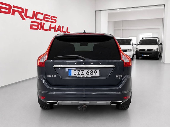 Volvo XC60 4 of 16