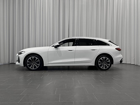 Audi A5 2 of 5