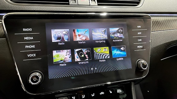 Skoda Superb 9 of 21