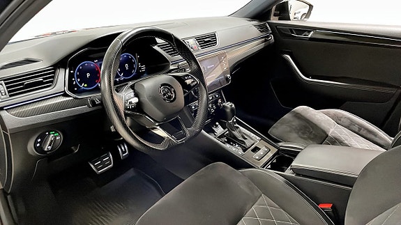 Skoda Superb 7 of 21
