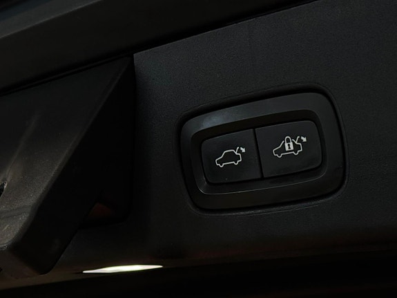 Volvo V90 10 of 18
