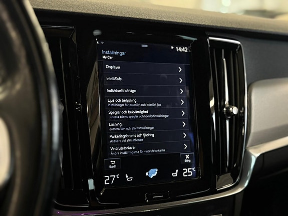 Volvo V90 16 of 18