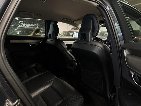 Volvo V90 11 of 18