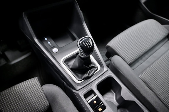 Volkswagen Caddy 12 of 16