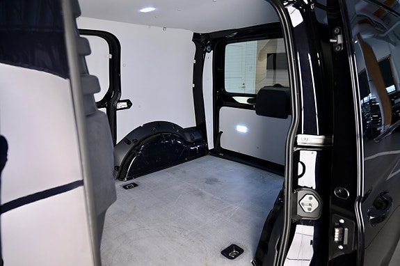 Volkswagen Caddy 8 of 16