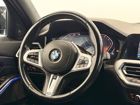 BMW 320d 17 of 27