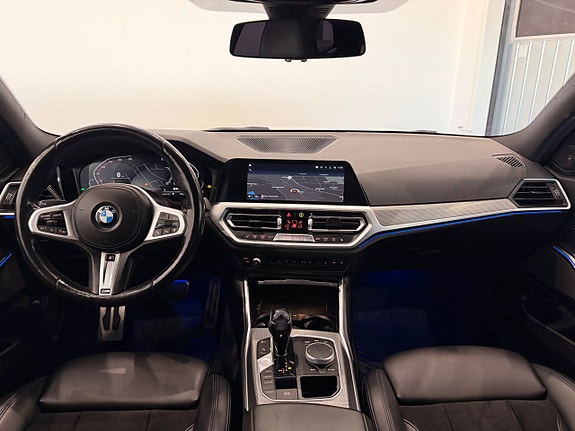 BMW 320d 15 of 27