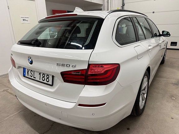 BMW 520d 4 of 5