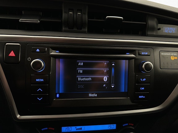 Toyota Auris 22 of 30