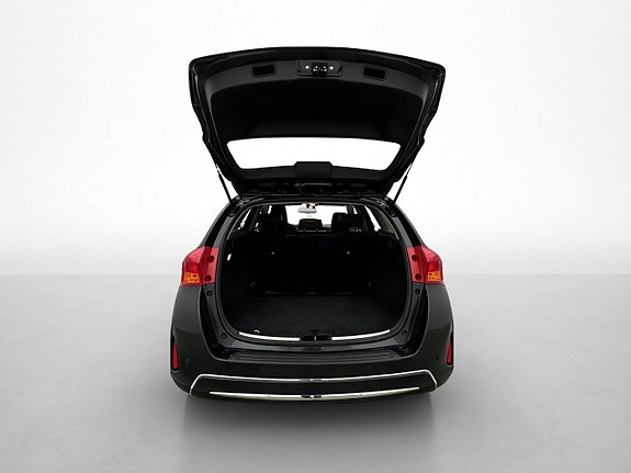 Toyota Auris 28 of 30