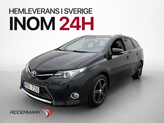 Toyota Auris 3 of 30