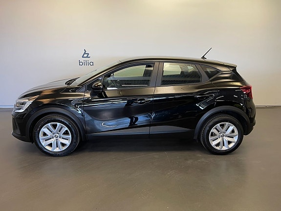 Renault Captur 2 of 8