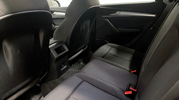 Audi Q5 12 of 15