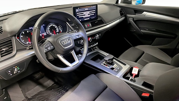 Audi Q5 7 of 15