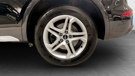 Audi Q5 6 of 15