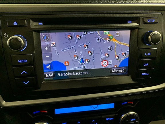 Toyota Auris 9 of 22
