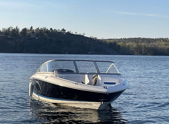 Regal 1800 Bowrider Diesel Låg förbrukning Finans kan ordnas